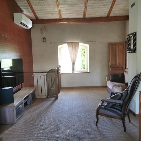 Maison De Campagne เวซง-ลา-โรแมน ภายนอก รูปภาพ