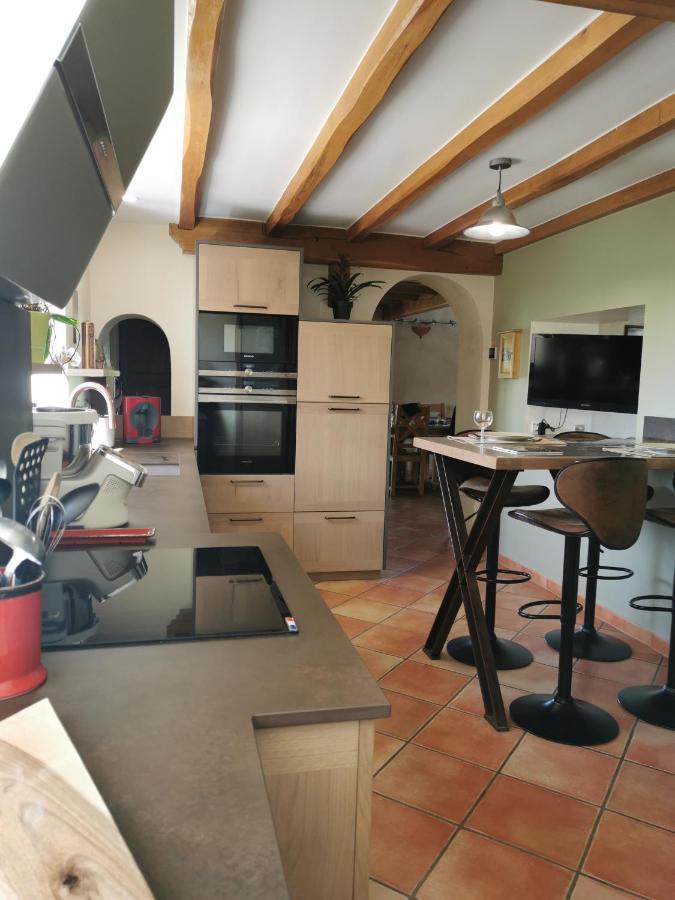 Maison De Campagne เวซง-ลา-โรแมน ภายนอก รูปภาพ