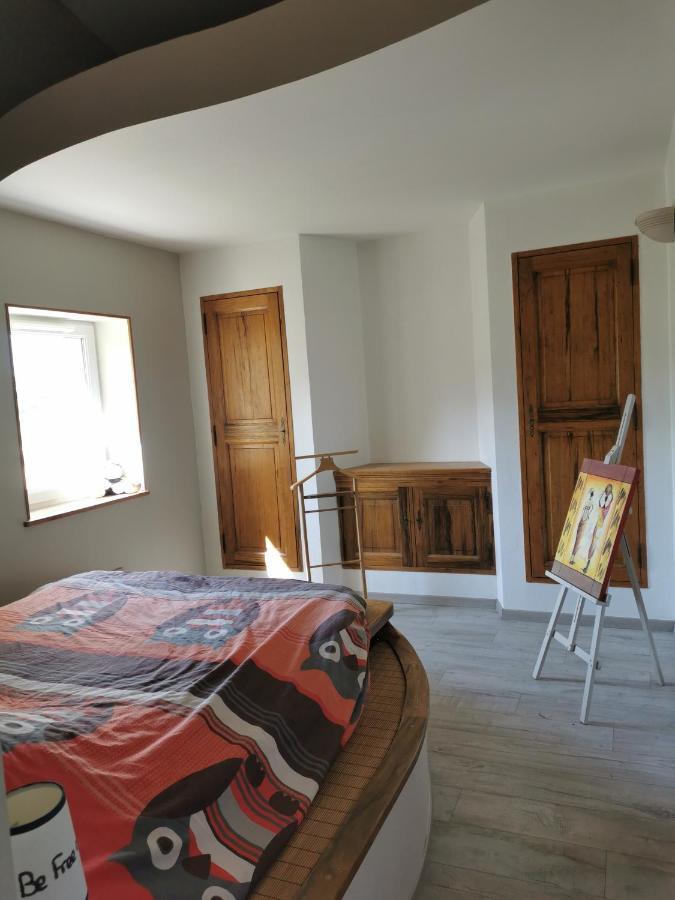 Maison De Campagne เวซง-ลา-โรแมน ภายนอก รูปภาพ